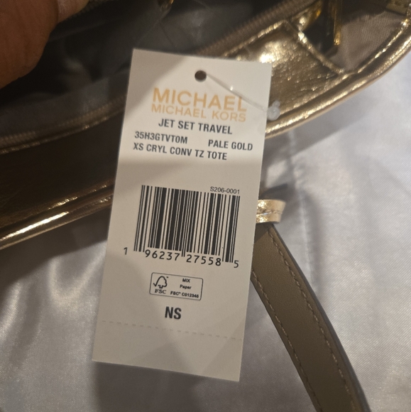 NWT  Gold Michael Kors Handbag - Picture 3 of 10